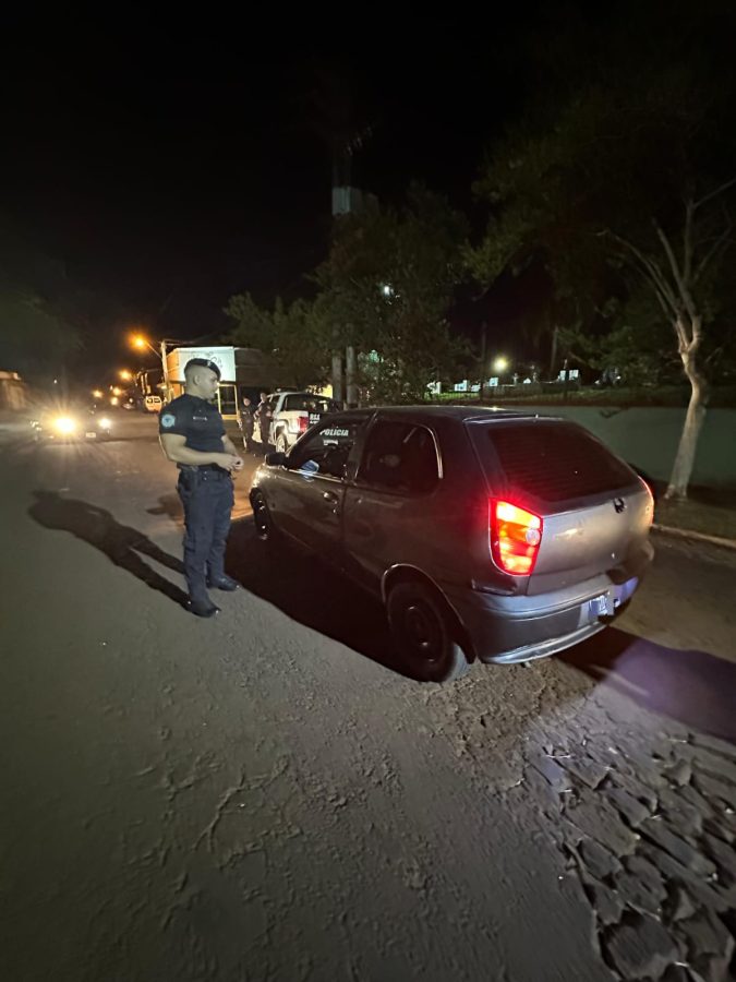 policiales detenidos 2 - 3