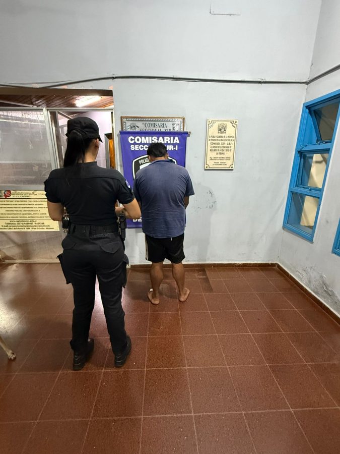 policiales detenidos 5 - 9