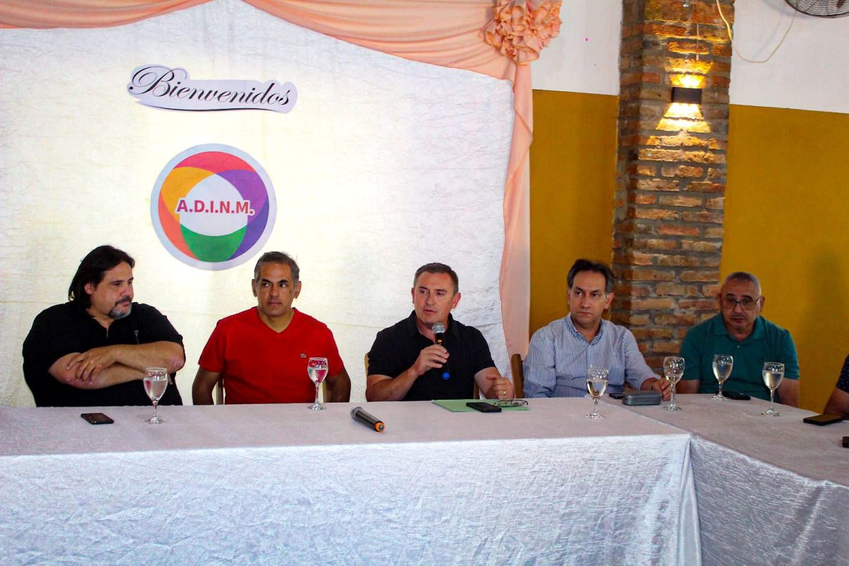 Carlos Sartori se reunió con intendentes del norte misionero para coordinar gestión territorial 1 2 - reunion intendentes norte 4 - 1