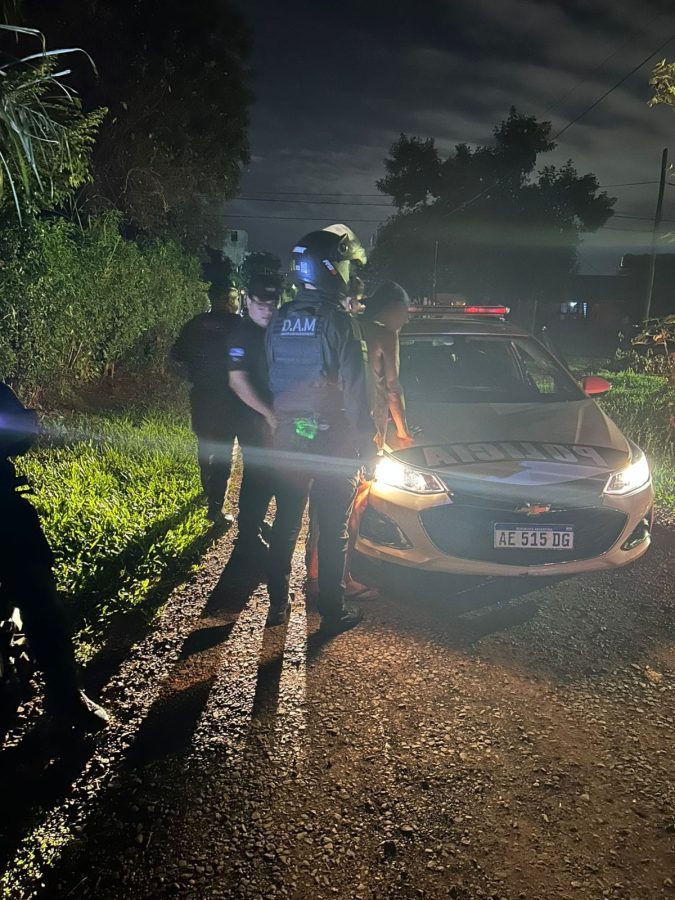 20 detenidos posadas 2 - 1