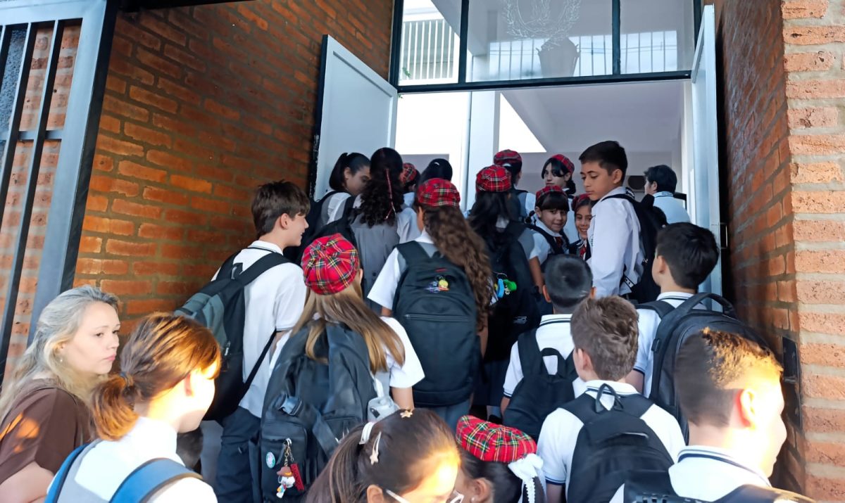 Misiones inicia las clases con un paro docente nacional: las de gestión privada funcionan con normalidad 1 2 - Clases Misiones 1 - 1