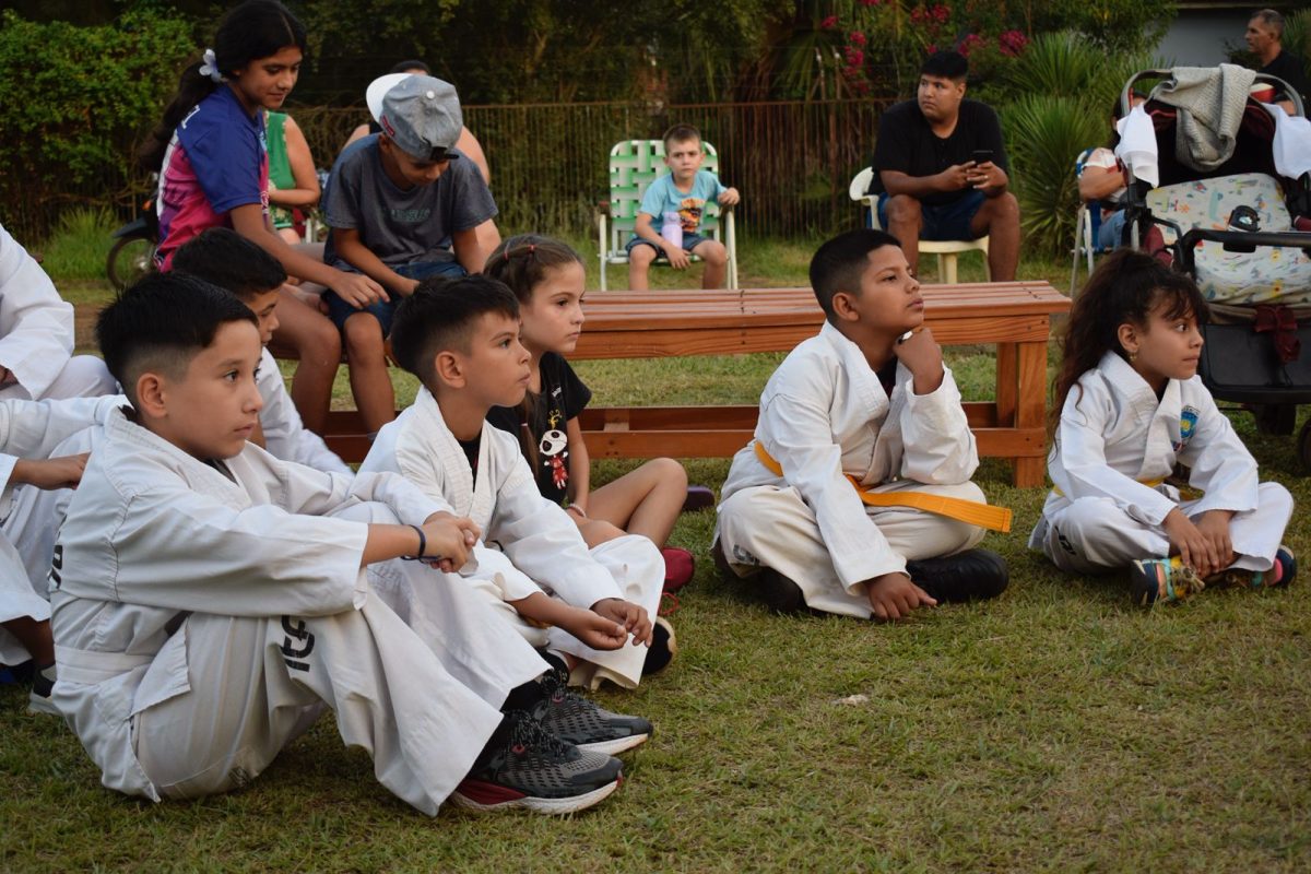 Con musica y talleres Villa Bonita presento sus actividades 2026 en el SUM 2 - 9