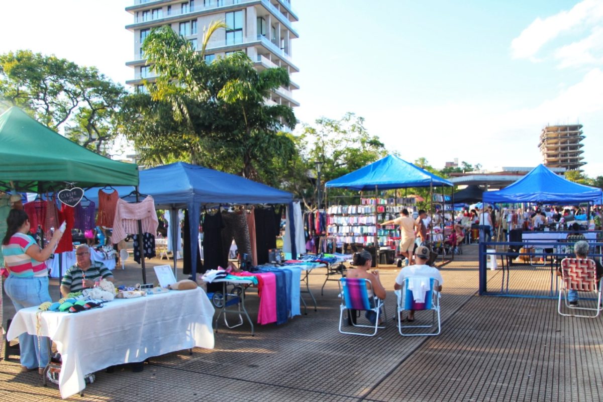 La feria Manos Productivas reunio a 500 emprendedores en la costanera de Posadas 3 - 1