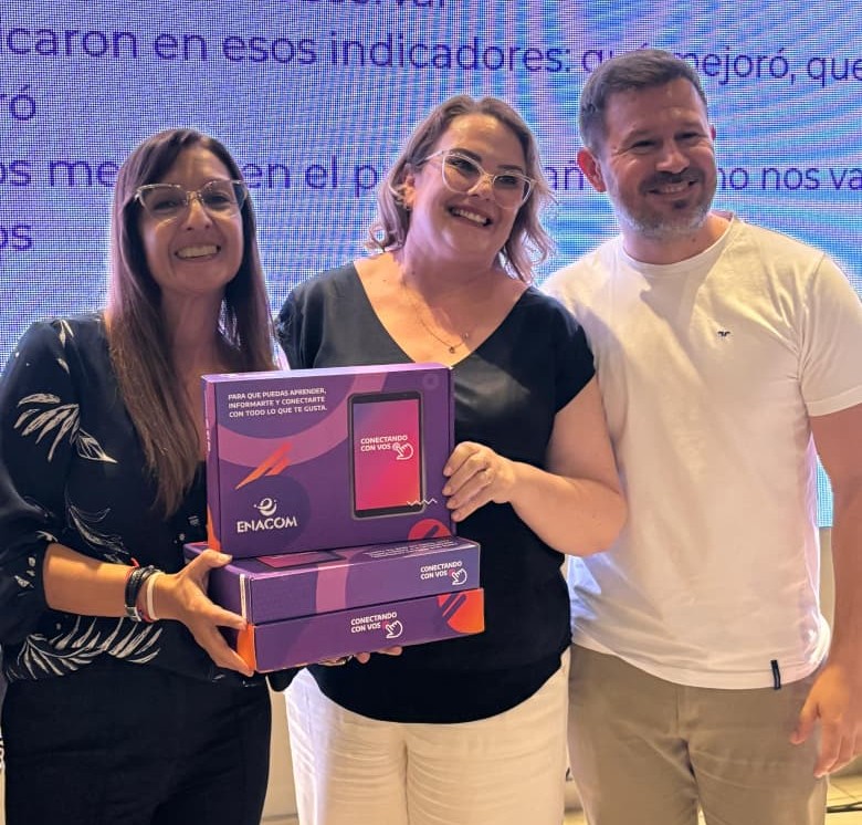 Misiones impulsa la alfabetizacion con tecnologia y formacion docente 2 - 5