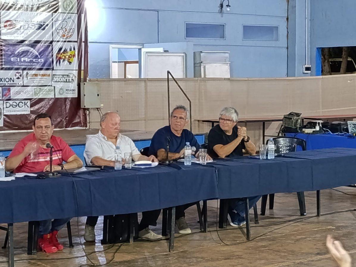 ata bossi en asamblea (1)