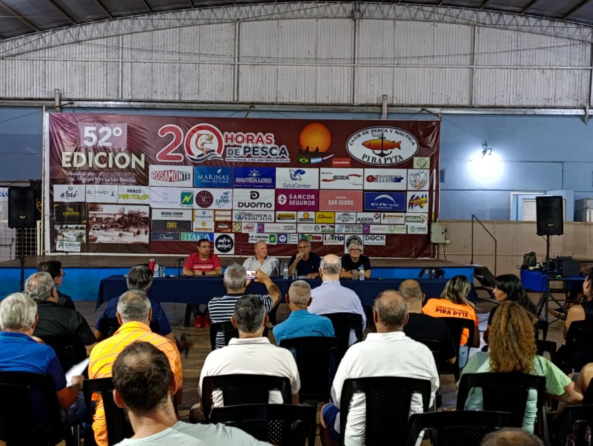 ata bossi en asamblea 2 - 1