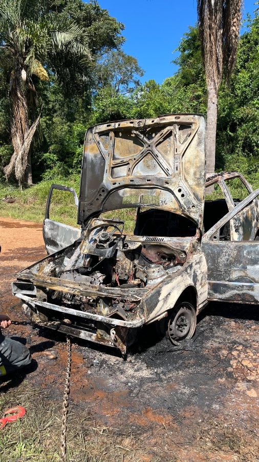 auto incendiado 1 - 1