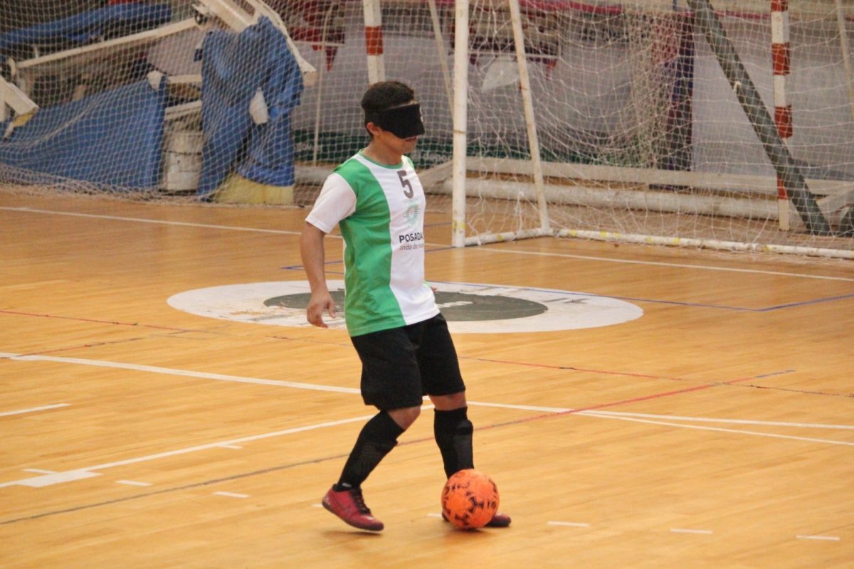 El equipo de fútbol para personas con discapacidad visual de Posadas jugó su primer amistoso internacional 1 2 - futbol discapacidad 2 - 1