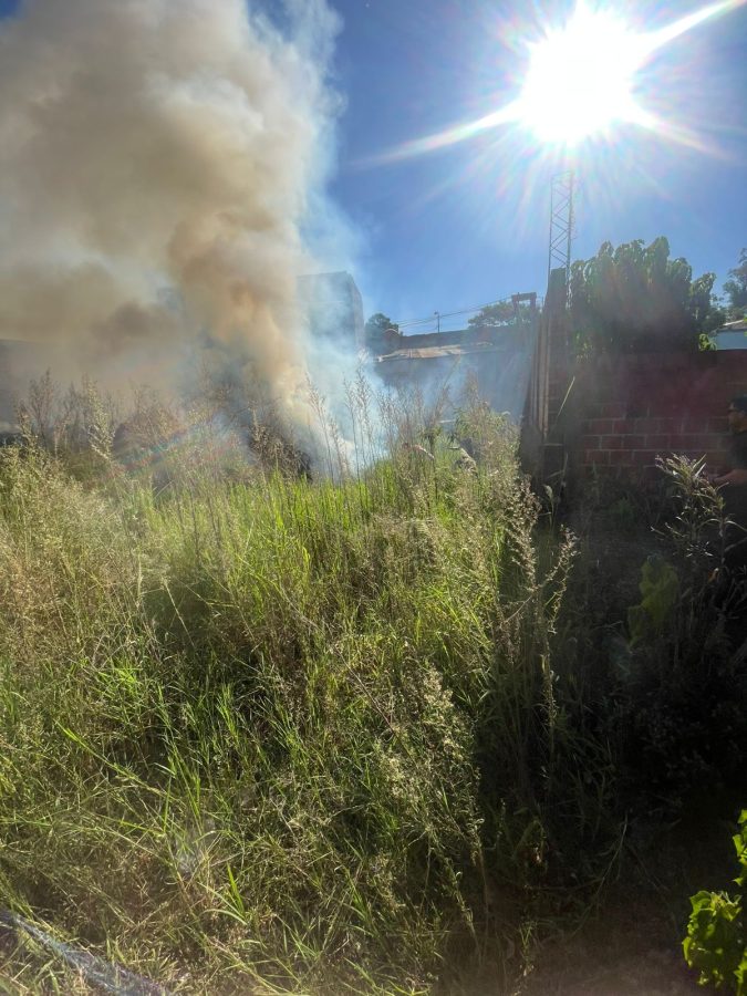 Focos de incendios movilizaron a bomberos en distintos puntos de Misiones 2 4 - incendios 2 - 3
