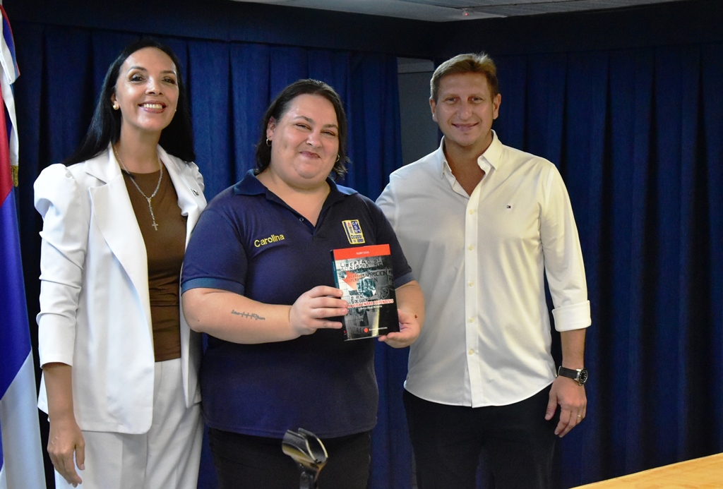 La Legislatura misionera realizó un encuentro de "Memoria, Verdad y Justicia" y entregó reconocimiento a ex presos políticos 4 8 - legislatura verdad y justicia 3 - 7