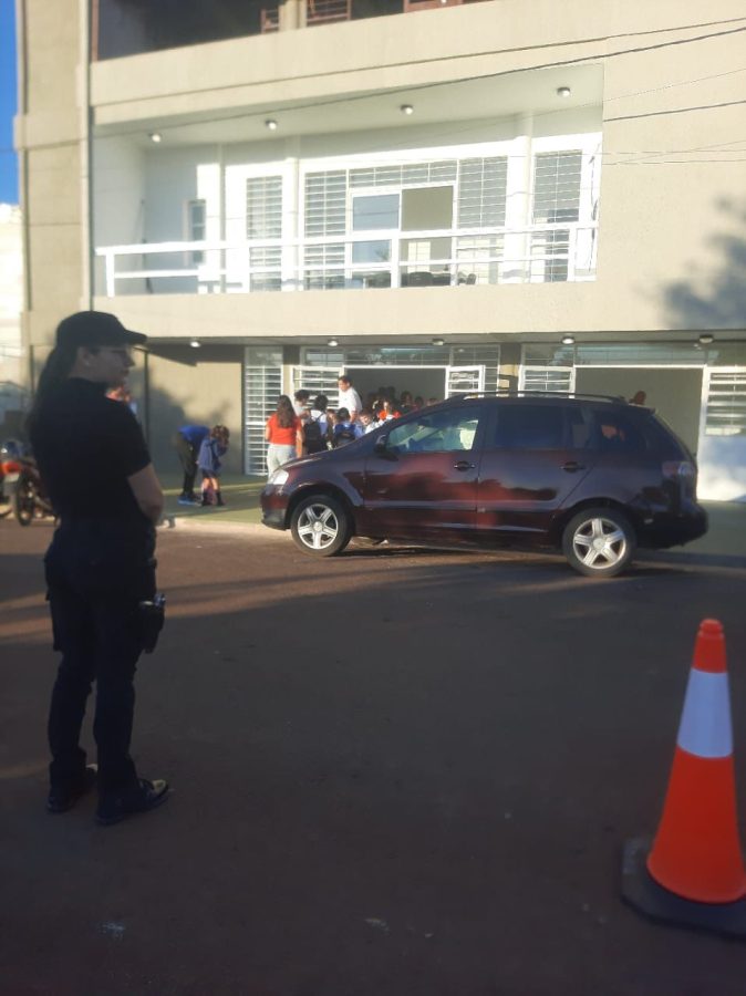 Seguridad en las escuelas: la Policía despliega un operativo integral por el inicio del ciclo lectivo 2026 6 12 - policia 6 - 11