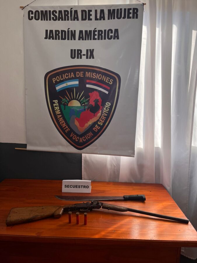 Ataco a su propio hermano con un machete y termino detenido en Jardin America 1 - 1