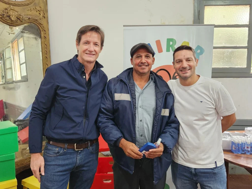 Cientos de vecinos de San Javier accedieron a servicio oftalmologico gratuito con el Mirar Mejor 1 - 1