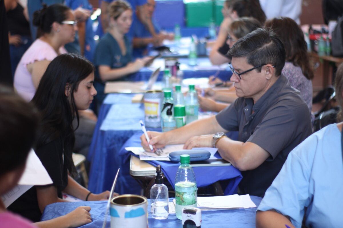 Crecen los operativos integrales en Posadas con mas de 1.500 atenciones en un mes 1 - 3