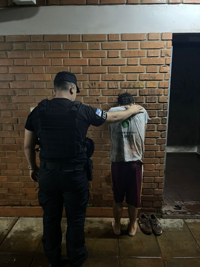 Detuvieron a dos delincuentes mediante el sistema de videovigilancia del 911 en Posadas 3 - 3