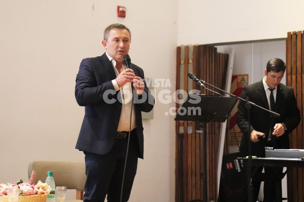 Especialistas analizaron consumos problematicos con base cientifica en congreso provincial en Misiones 12 - 15