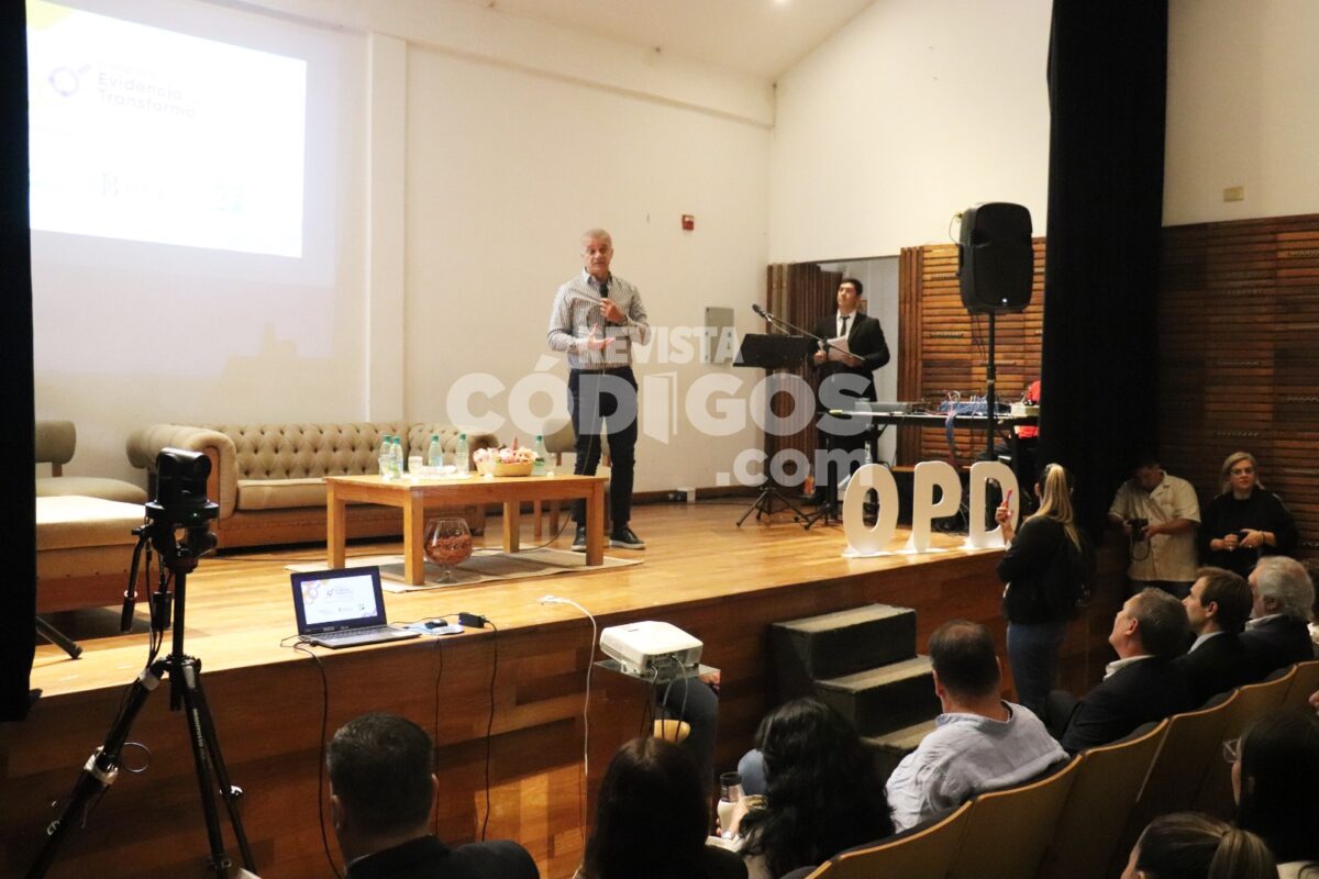 Especialistas analizaron consumos problematicos con base cientifica en congreso provincial en Misiones 13 - 13