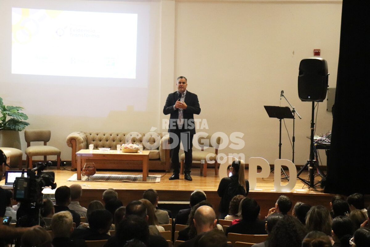 Especialistas analizaron consumos problemáticos con base científica en congreso provincial en Misiones