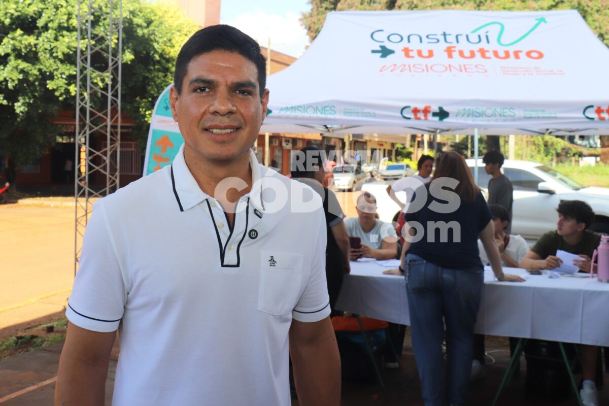 Fernando Meza El operativo Construi tu Futuro brindo asistencia integral a cientos de vecinos posadenos - 1