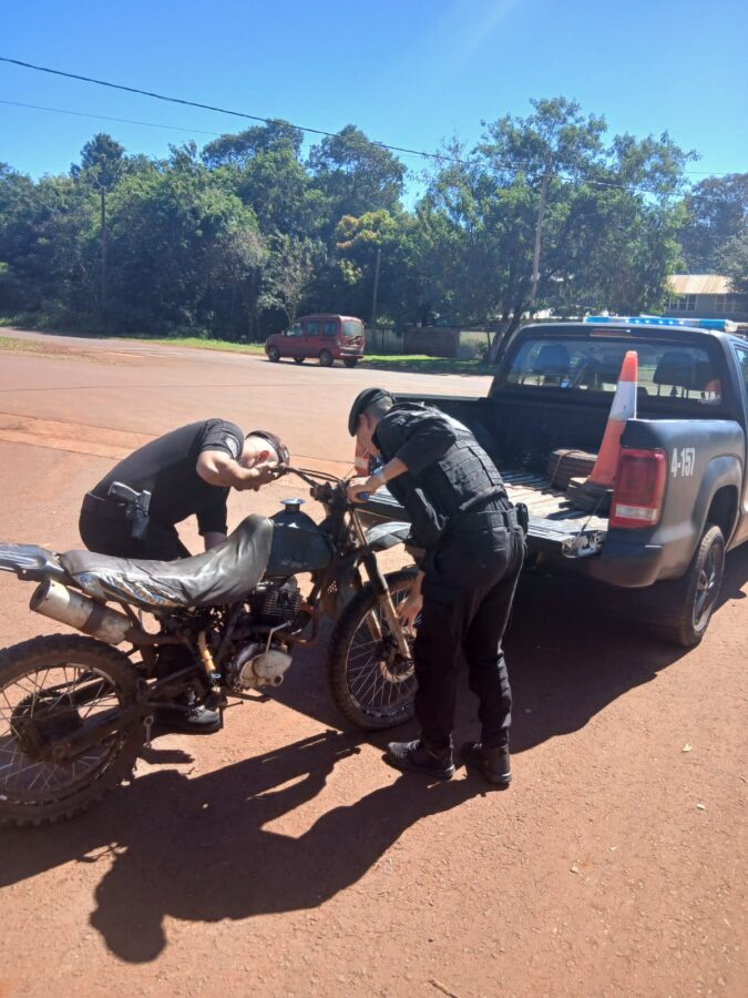 Fuerte despliegue policial en Misiones 23 motos secuestradas y 7 casos de alcoholemia 9 - 3