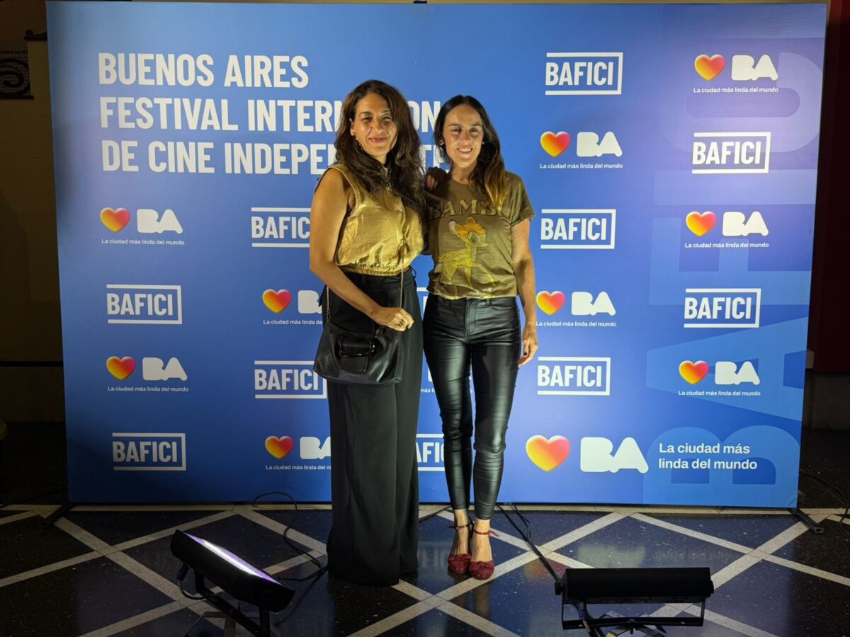 Lorena Vega y Jazmin Stuart - 9