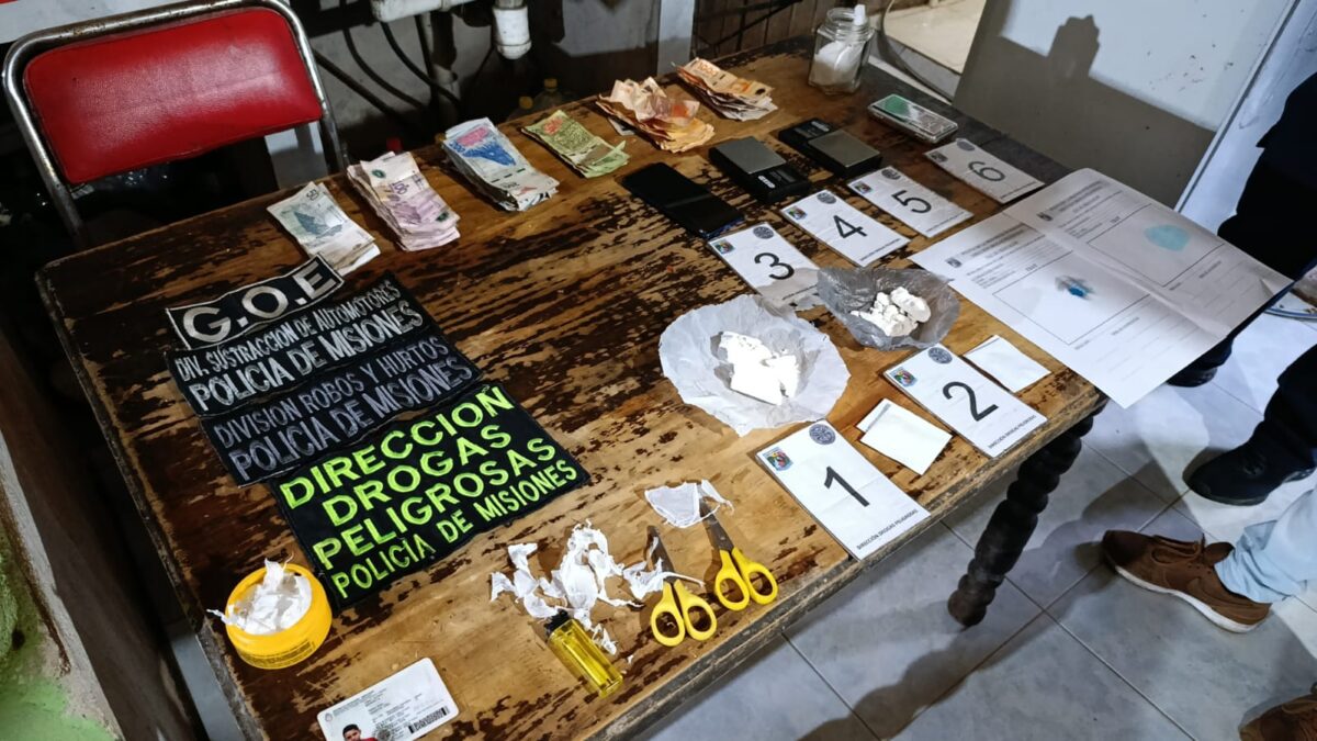 Megaoperativo en Posadas 23 detenidos droga millones incautados y vehiculos robados recuperados 9 - 1