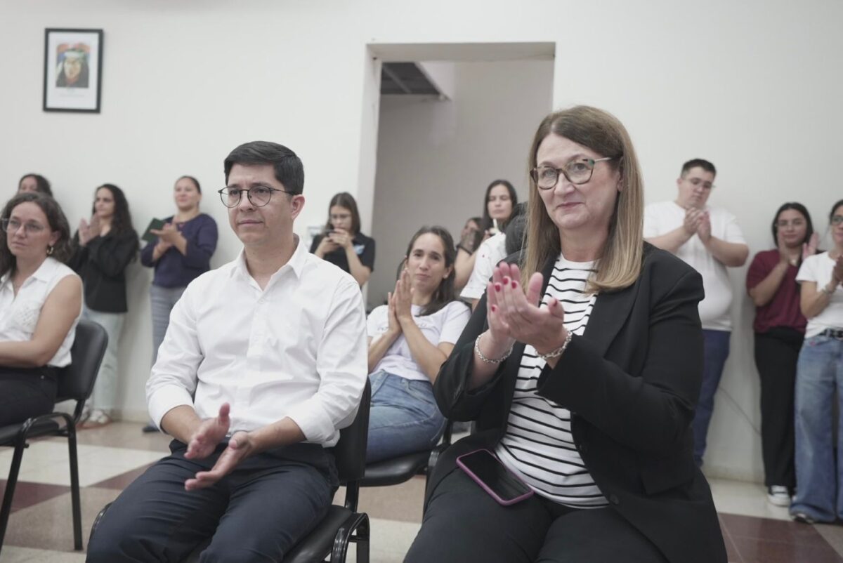 Misiones lanzo el 1° Congreso de Convivencia Escolar y Bienestar Estudiantil 8 - 15