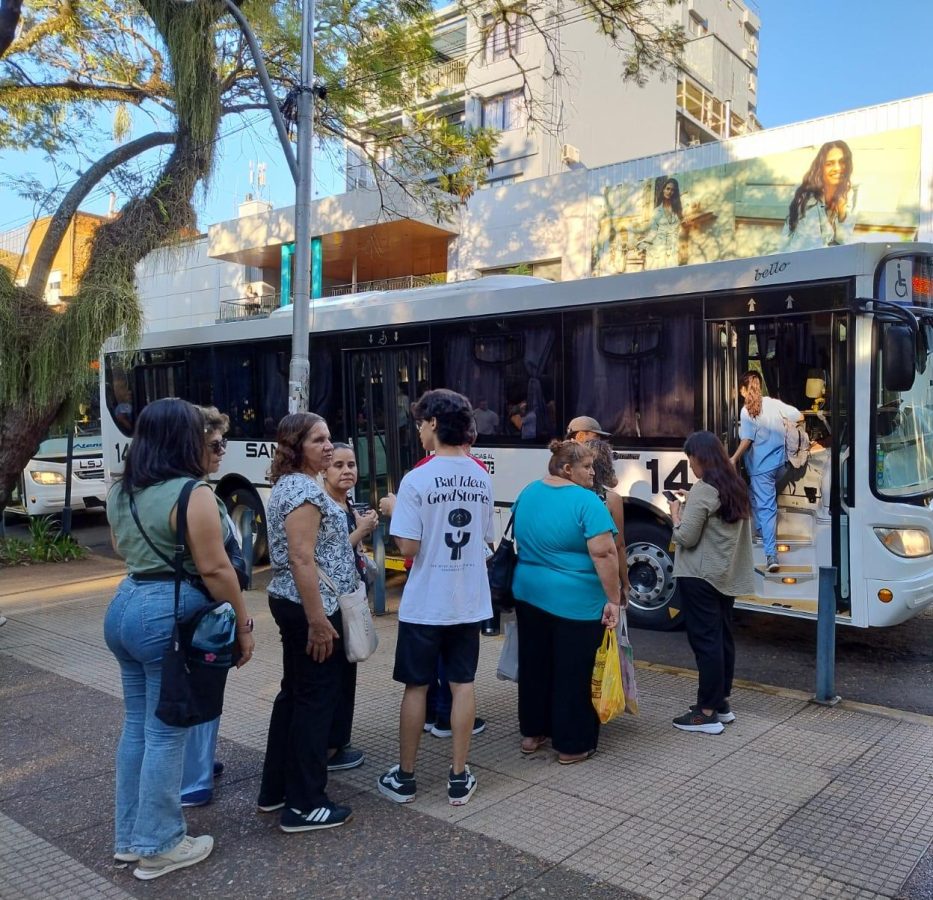 Posadas revivio la historia y la fe con el tradicional circuito 7 Iglesias 1 - 1