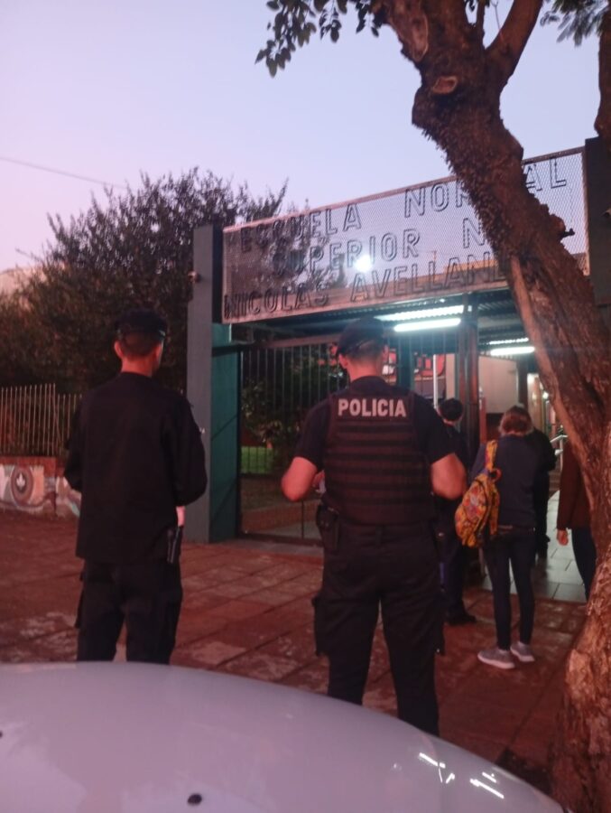 amenazas en escuelas 2 - 3