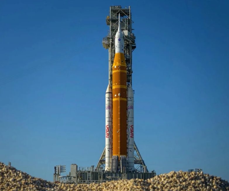 La NASA vuelve a la Luna tras 54 años con la misión Artemis II