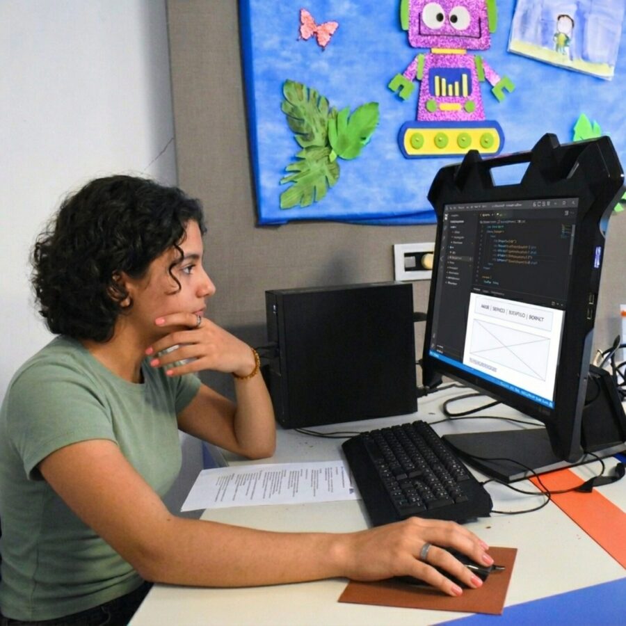 La Escuela de Robótica de Misiones abre inscripciones a cursos tecnológicos gratuitos con certificación 2 4 - escuela de robotic 3 - 3