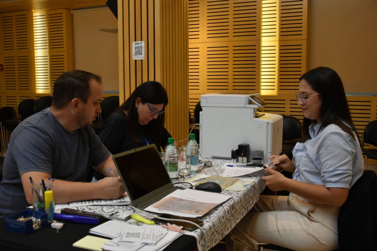 La Legislatura misionera facilita gestiones del Consulado de Brasil con atención gratuita 3 6 - gestiones consulado 3 - 5