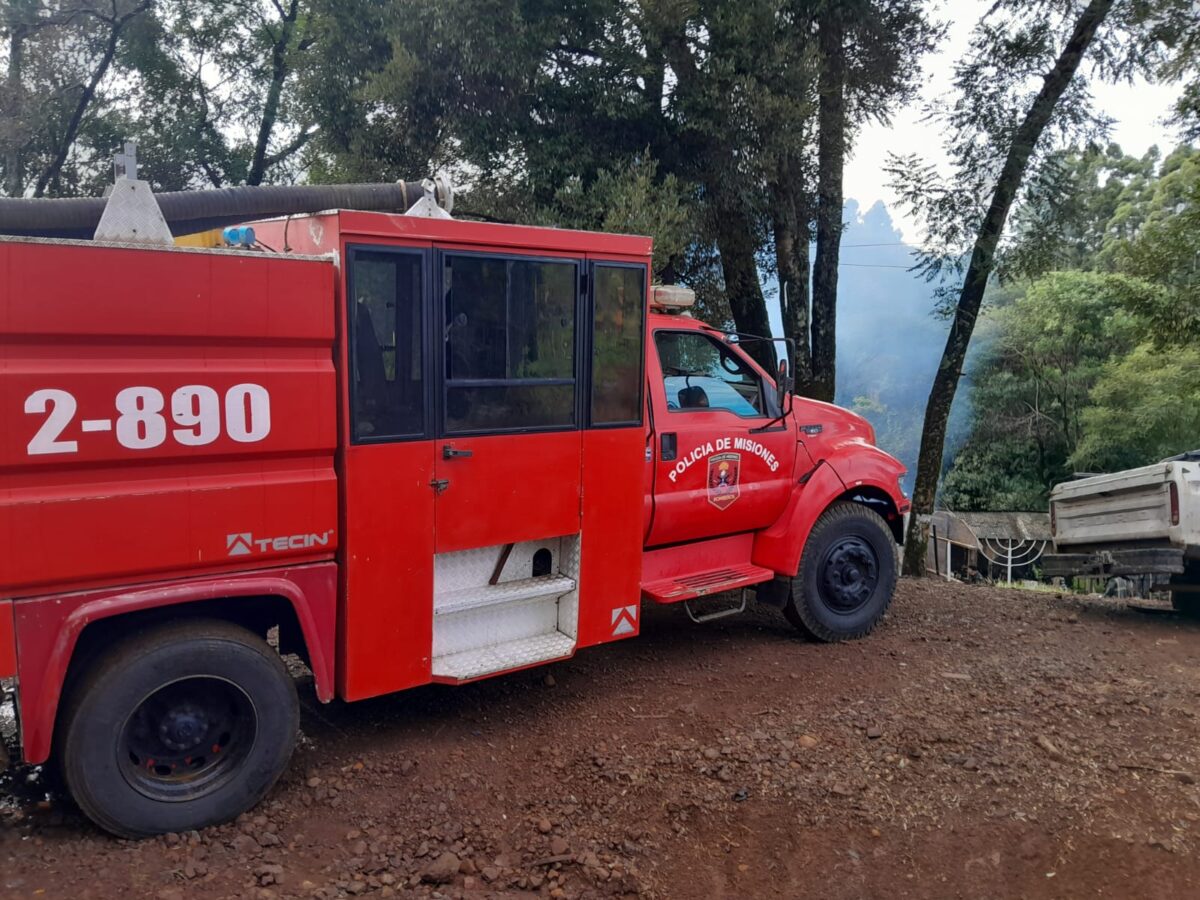 Incendio consumió una vivienda en Irigoyen: hay un herido 1 2 - heridos 3 - 1