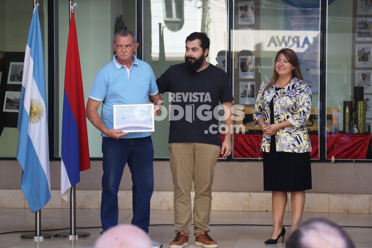 muestra malvinas 10 - 25