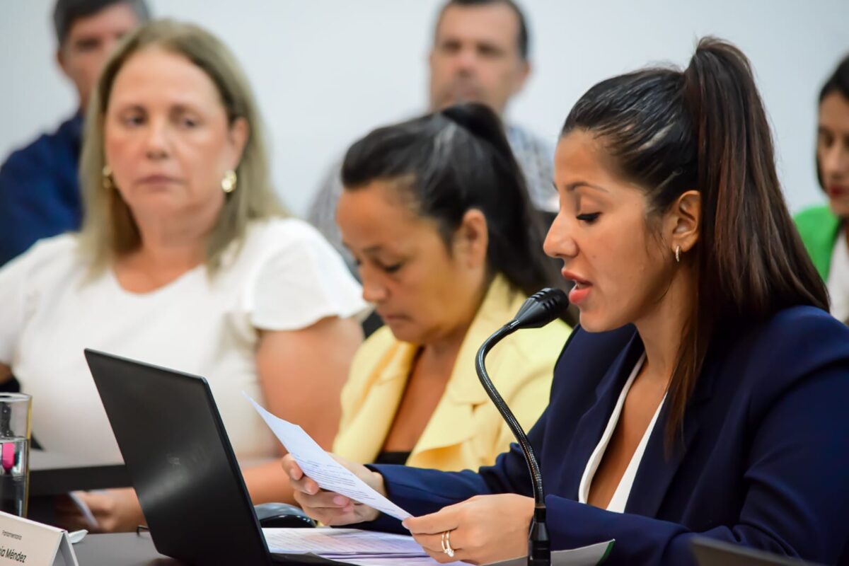 parlamento mujer posadas 5 - 5