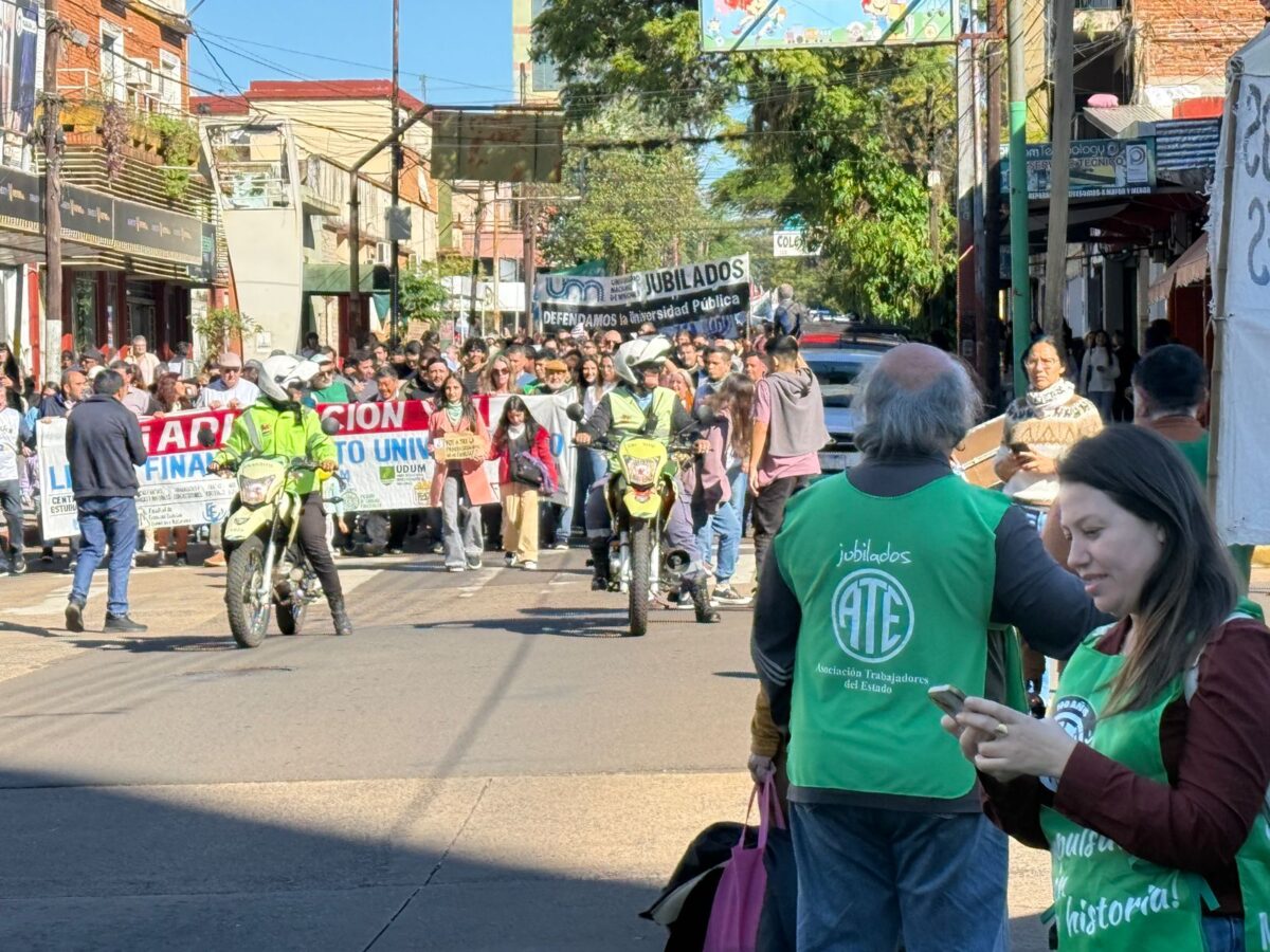 MARCHA FEDERAL EN POSADAS (2)