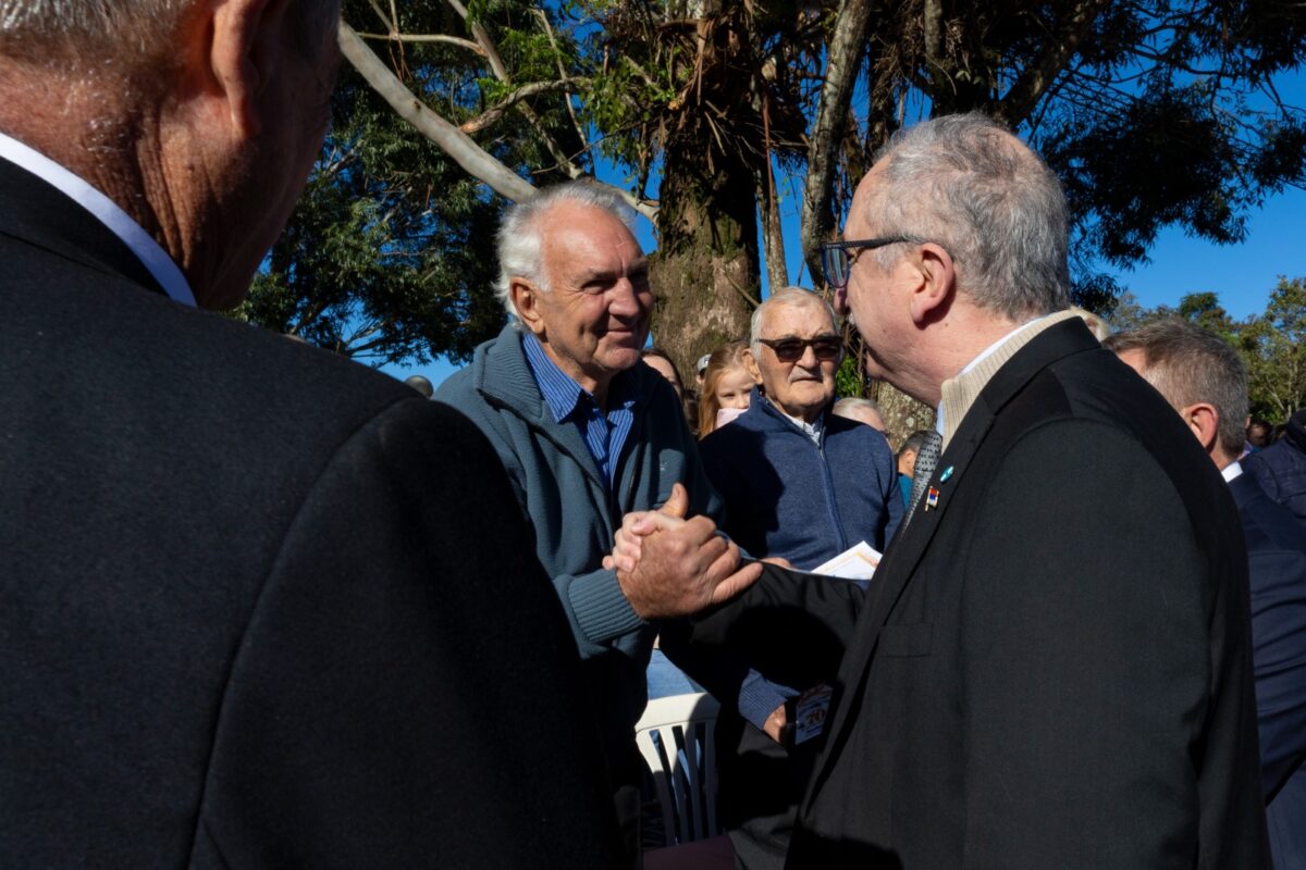 Nada nos va a derrumbar el mensaje de Passalacqua en el 70° aniversario de Ameghino 5 - 7