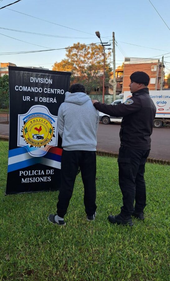Tres detenidos bienes recuperados y un auto robado secuestrado tras operativos en zona centro 4 - 1