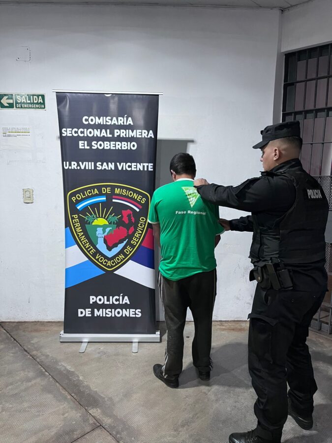 Una policia lactante amamanto a un bebe tras detener a su padre alcoholizado 3 - 3