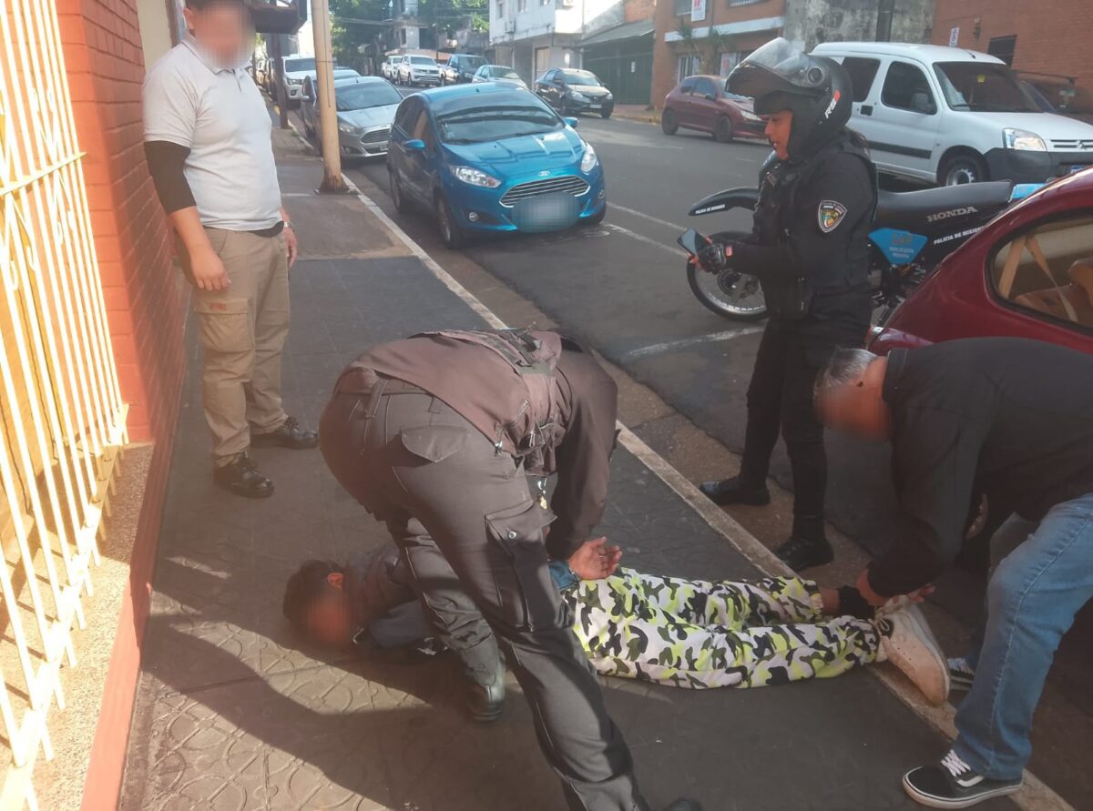 auto detenido 2 - 1