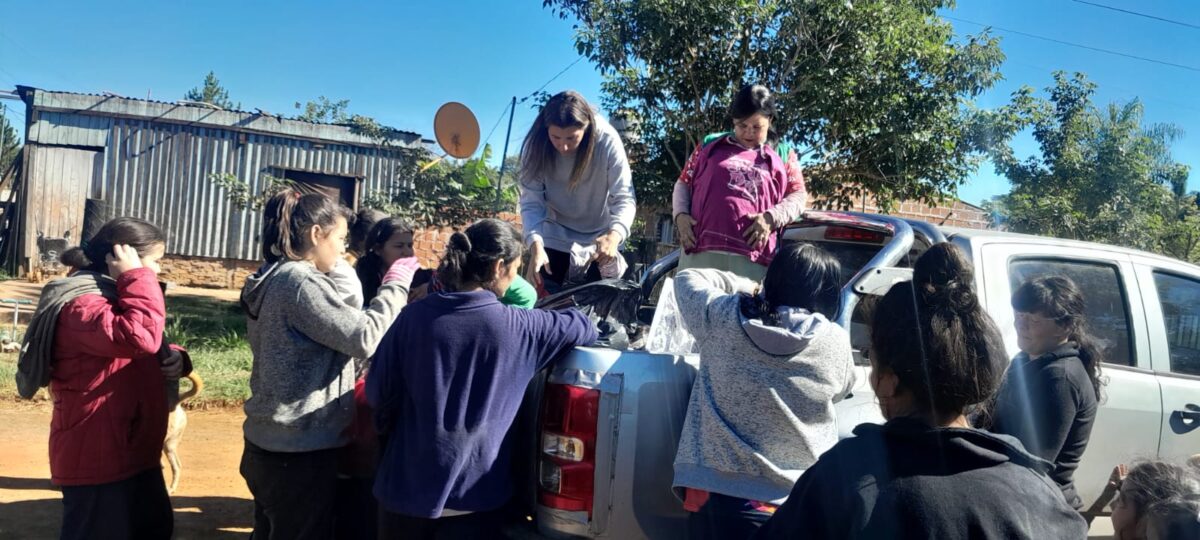 La Clínica del Juguete ahora también busca abrigos para enfrentar el frío en los barrios más vulnerables 6 12 - clinica del juguete 5 - 11