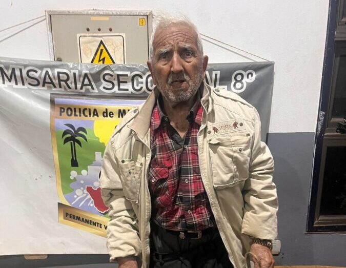 Buscan a la familia de un hombre de 86 años hallado desorientado en Posadas