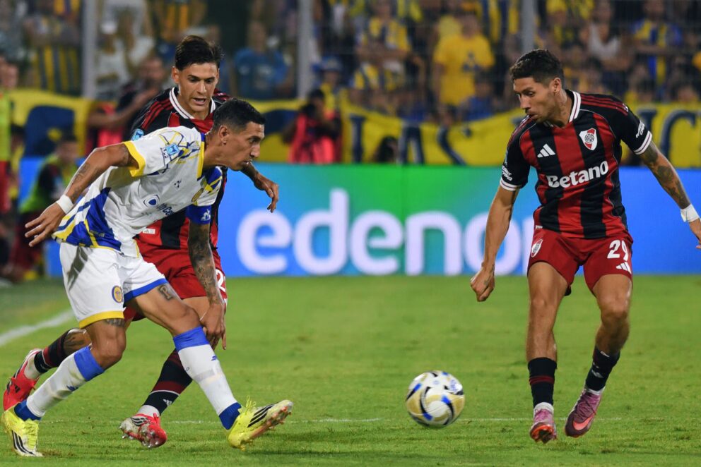 River y Rosario Central se enfrentan hoy por un lugar en la final del Apertura
