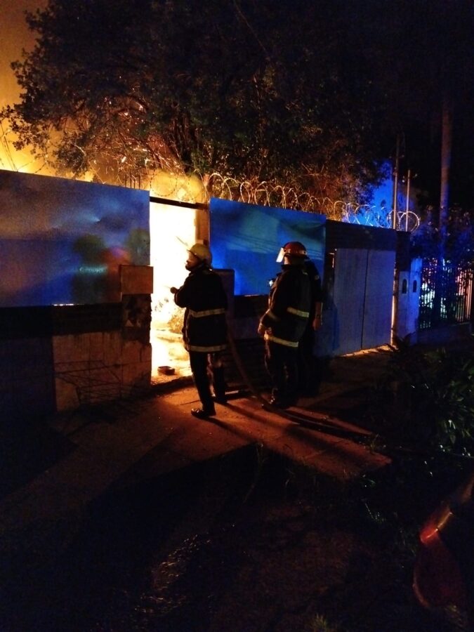 incendio deposito 2 - 1