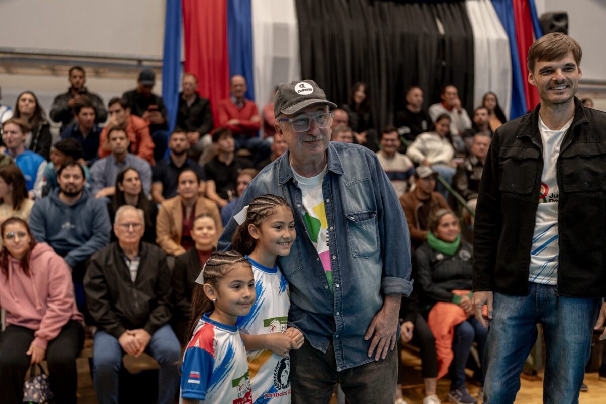 Passalacqua encabezó el lanzamiento de los Juegos Deportivos Misioneros: participarán más de 50 mil jóvenes