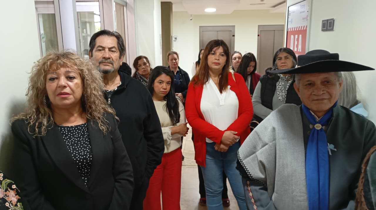 Inauguraron en Legislatura la muestra “Encontrarnos en nuestras raíces” por el Día Nacional del Folklorista 1 2 - Muestra 1 - 1