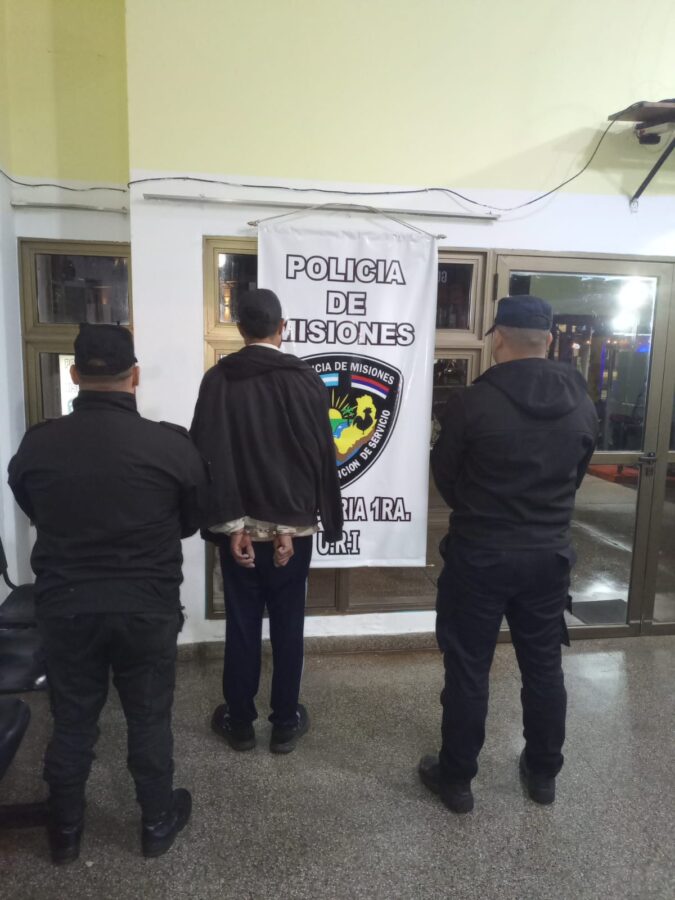 Multiples operativos policiales dejaron seis detenidos durante la madrugada en Posadas 3 - 1