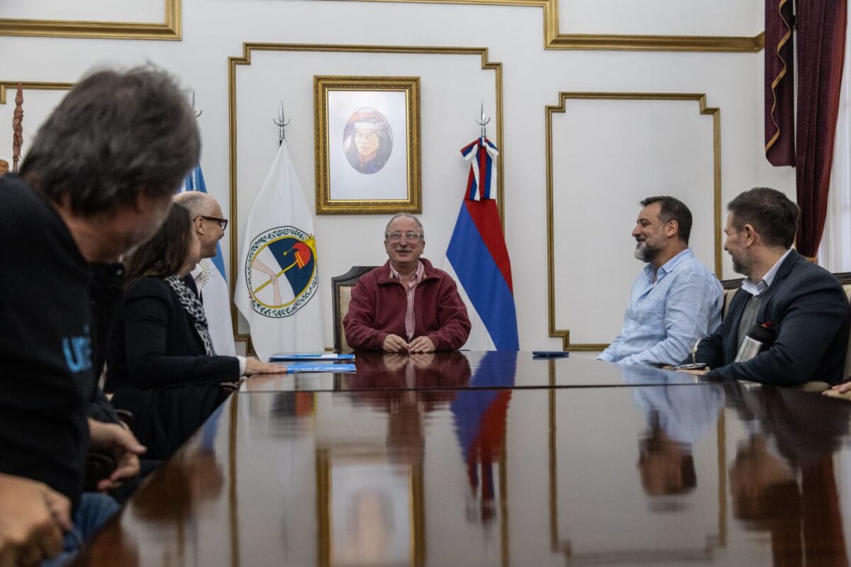 Misiones y Unicef firmaron un nuevo acuerdo con foco en salud, nutrición y educación 4 8 - Nuevo convenio de Misiones con Unicef amplia el alcance del programa MUNA en la provincia 6 - 7
