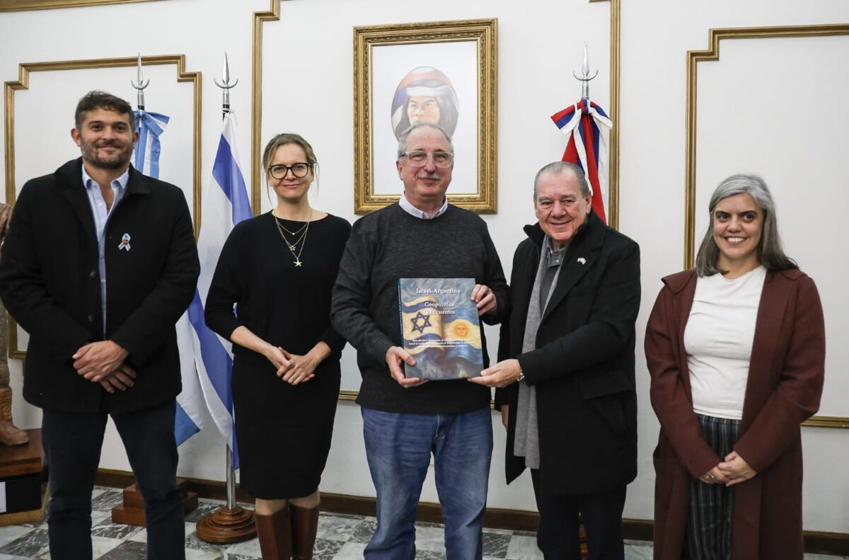Passalacqua recibió a representantes de Israel para avanzar en vínculos de cooperación tecnológica 1 2 - PASSALACQUA 2 2 - 1