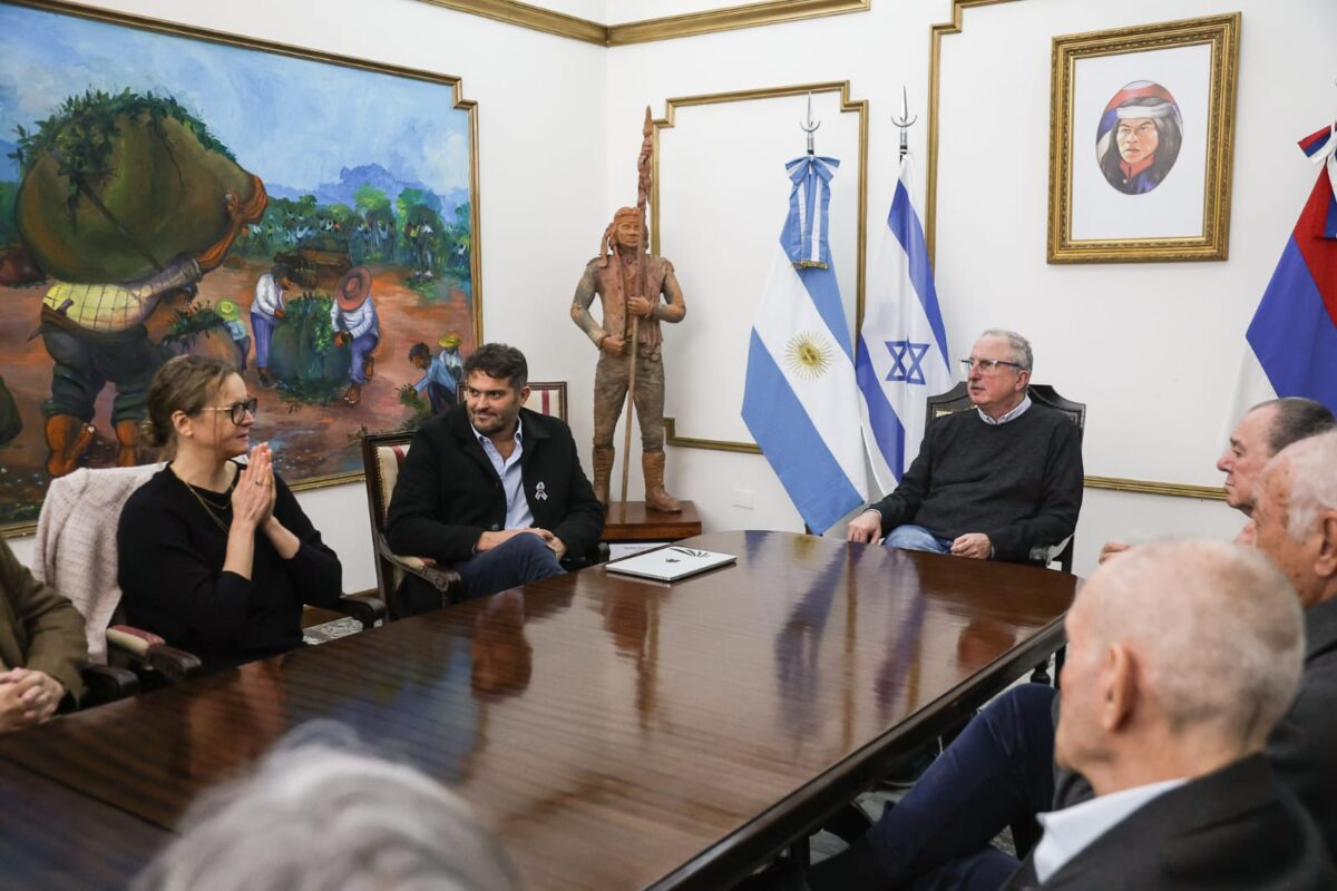 Passalacqua recibió a representantes de Israel para avanzar en vínculos de cooperación tecnológica 5 10 - PASSALACQUA 6 1 - 9